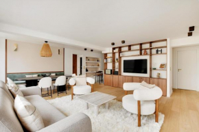 Pick A Flat's Apartments in Tour Eiffel - Rue de l'Amiral Hamelin